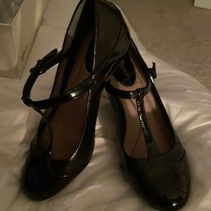 Black maryjane style patent leather, 3 inch heel, Gianni, Bernini shoes